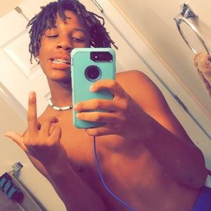 Meet your Posher, Cam